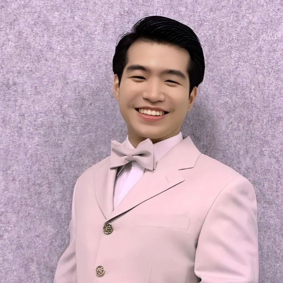 チョ・ミョンソプの最近の活動ショット