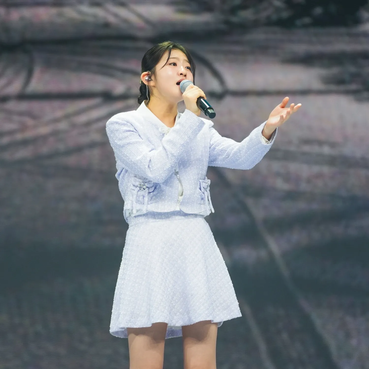Latest photo of Yoon Yoonseo