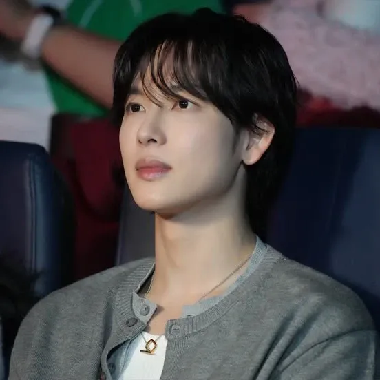Latest photo of Yim Siwan