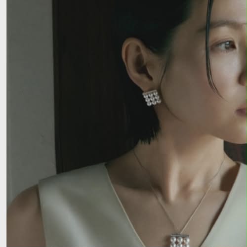 손예진의 최신 사진