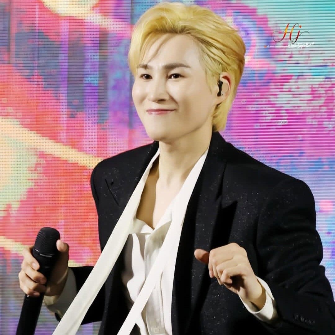 金熙栽的最新照片