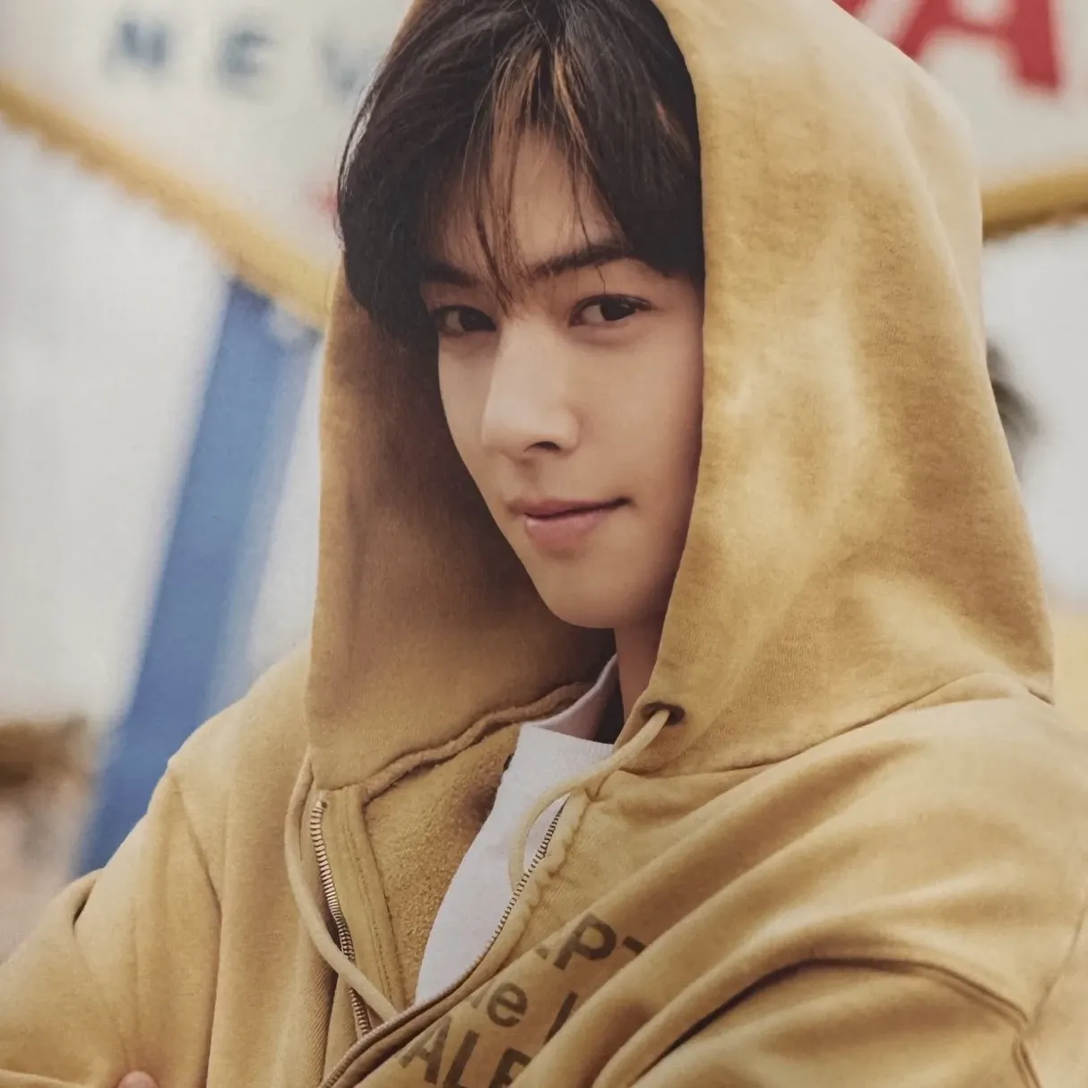 Latest photo of Cha Eunwoo
