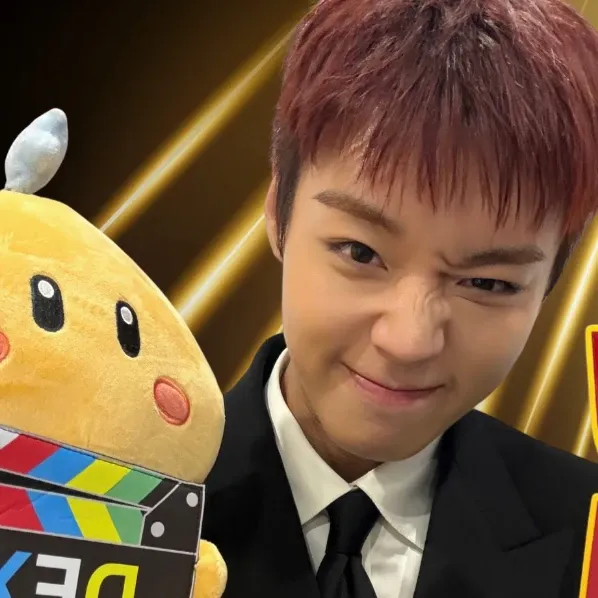 Behind-the-scenes cut of Park Jihoon