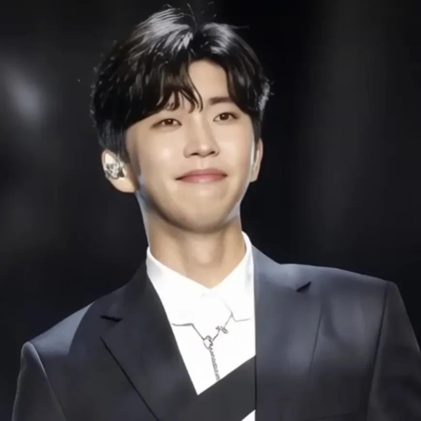 Momen yang diabadikan oleh penggemar Lim Youngwoong
