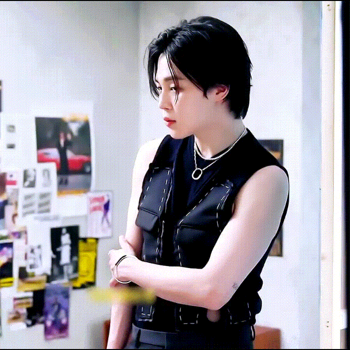 A moment captured by a fan of Ha Jimin