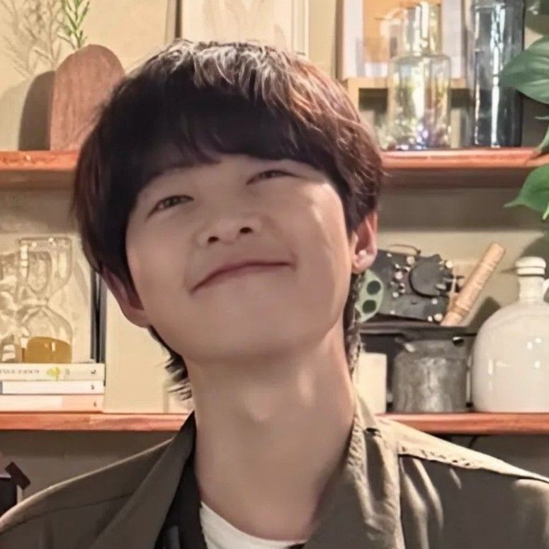 宋钟基的最新照片