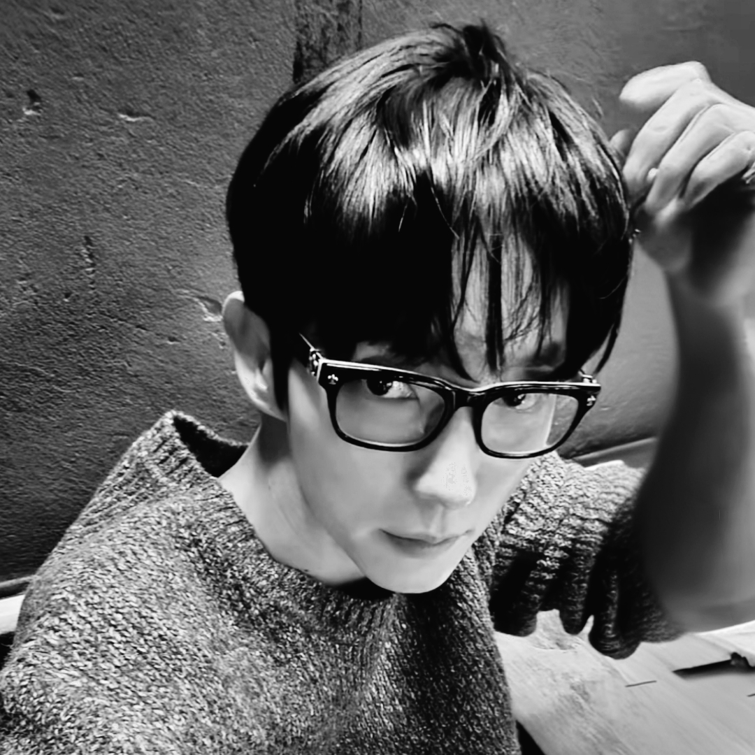 李準基的最新照片