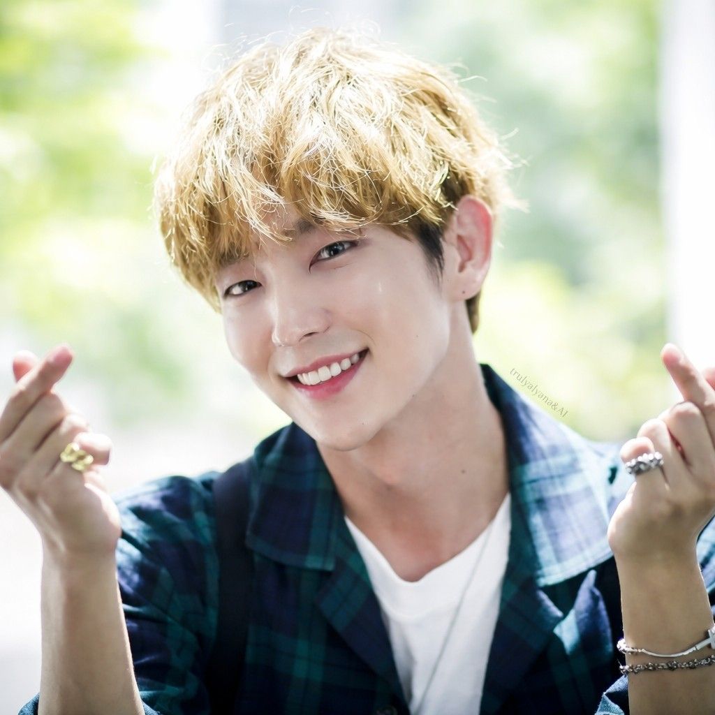 Recent activity shot of Lee Joongi