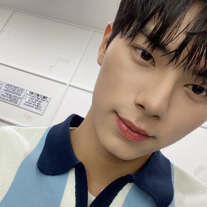 Recent activity shot of Lee Chaemin