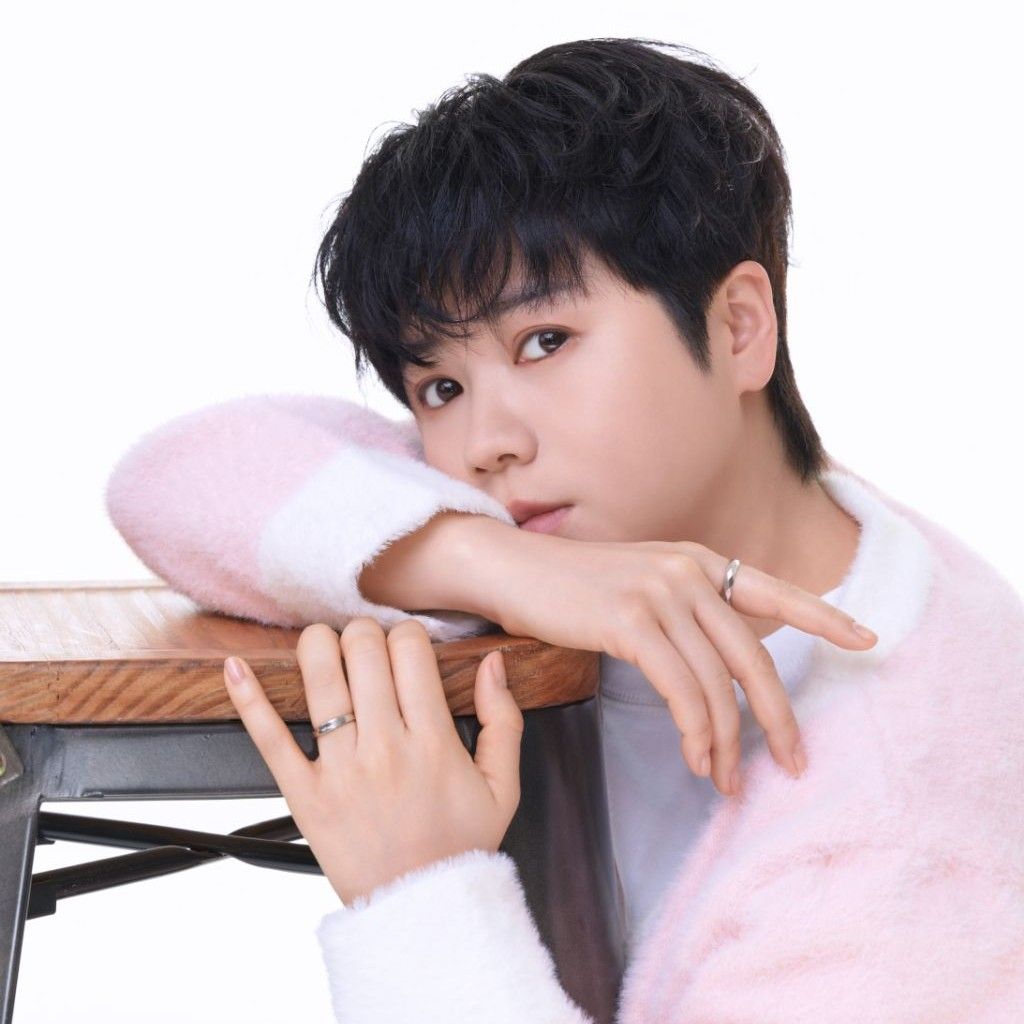 Recent activity shot of Ma Ijin