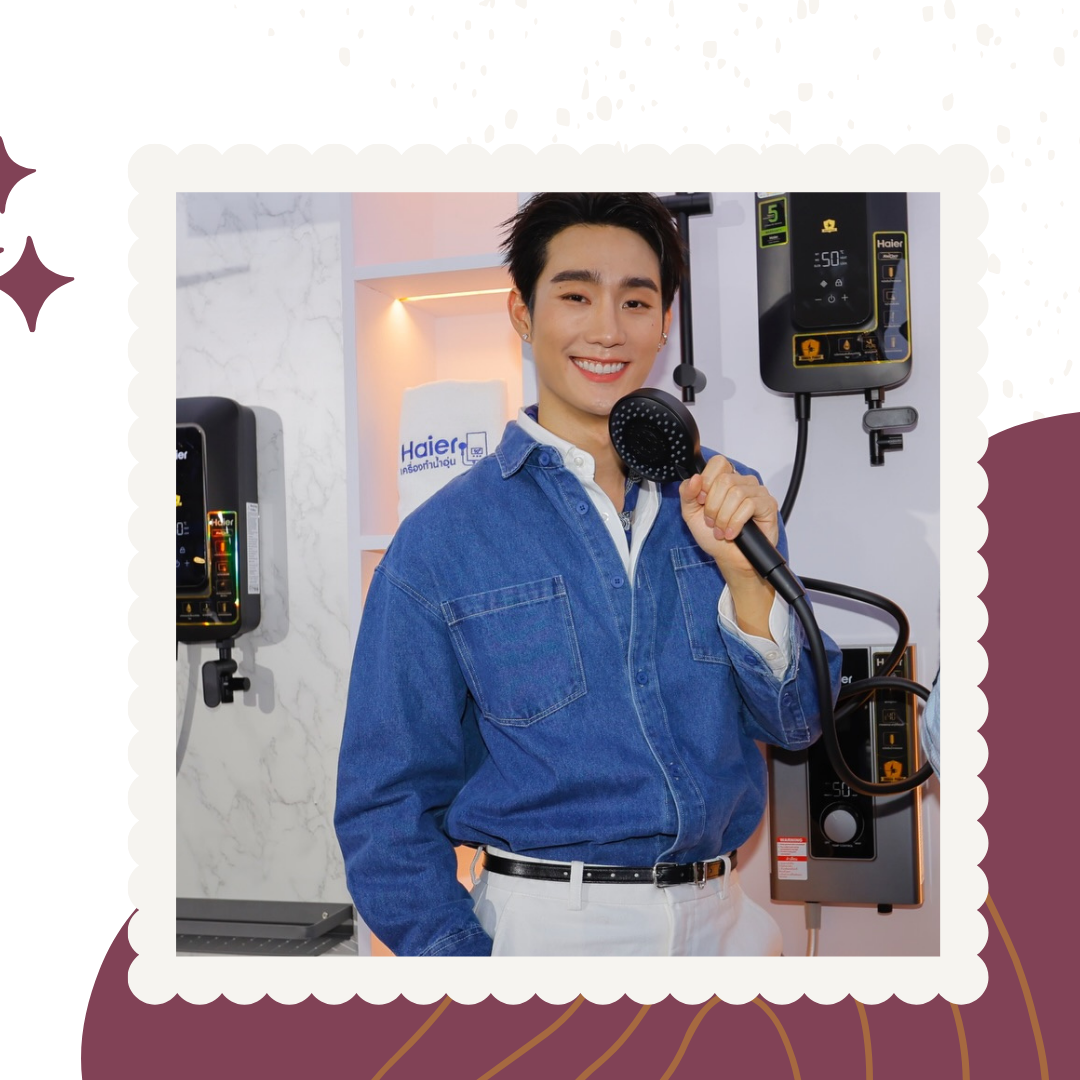 A moment captured by a fan of Force Jiratchapong Srisang