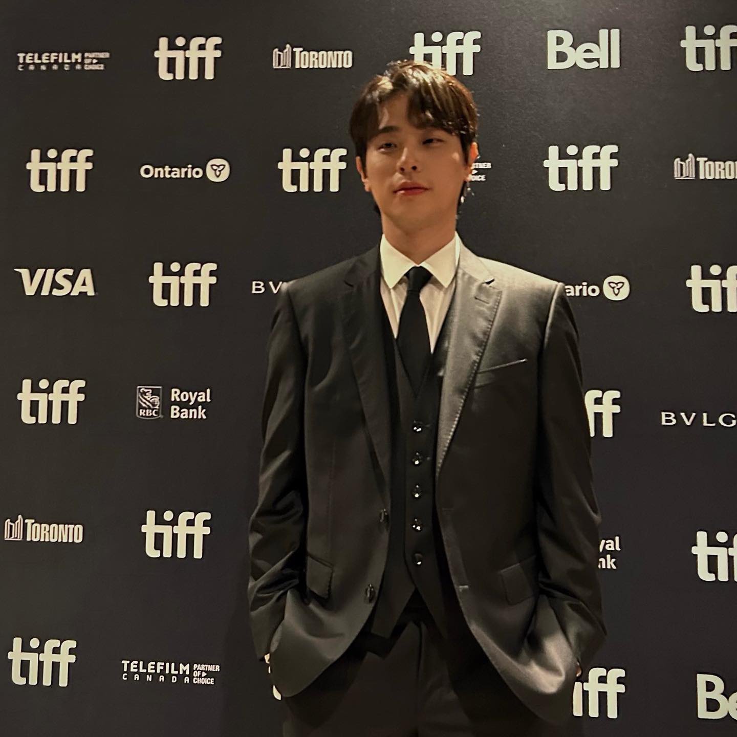 Behind-the-scenes cut of Park Jeongmin