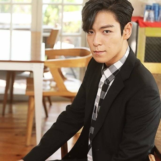 Behind-the-scenes cut of T.O.P