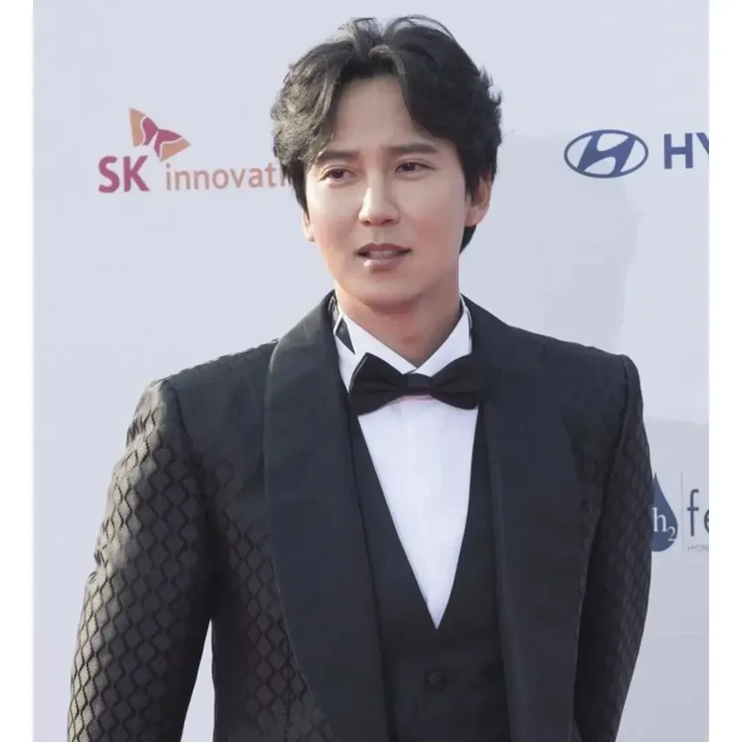 Recent activity shot of Kim Namgil