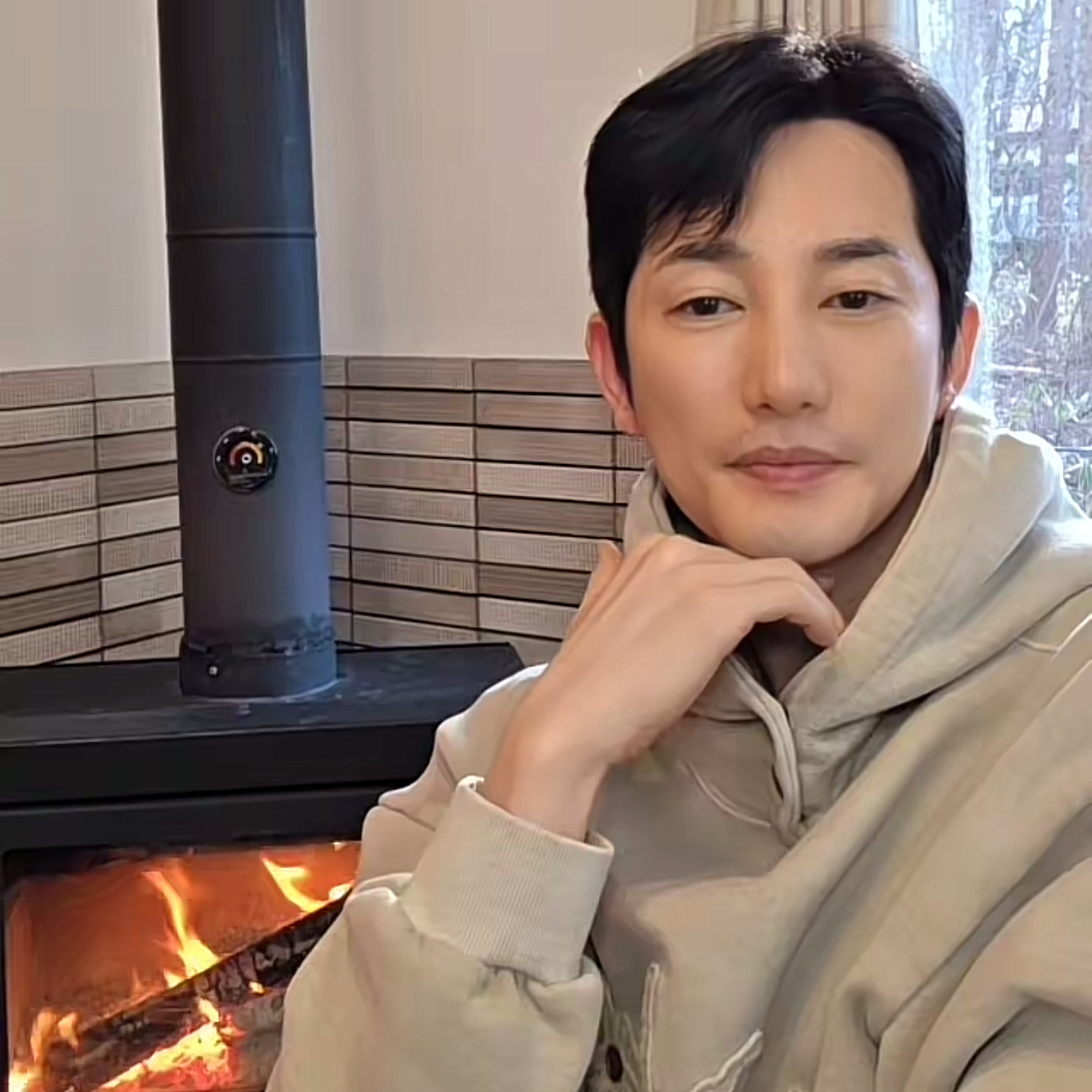 Recent activity shot of Park Sihoo