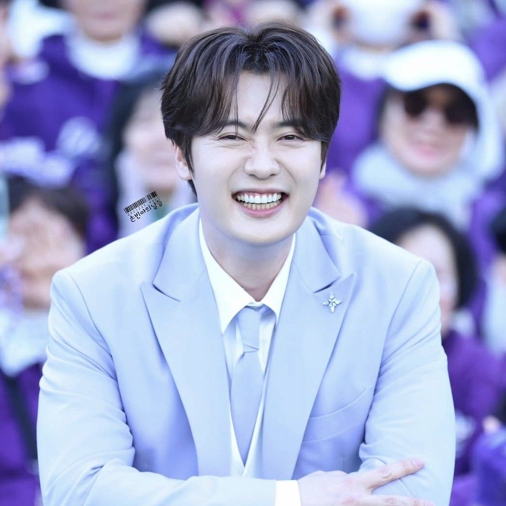 Latest photo of Son Binah