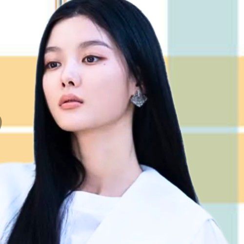 Recent activity shot of Kim Youjung