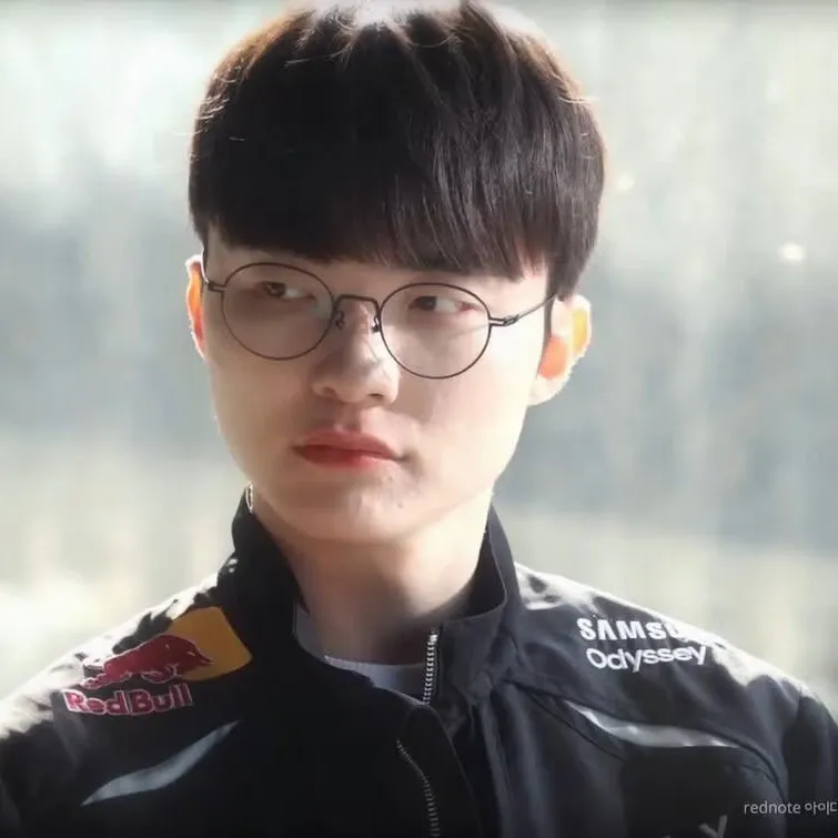 Behind-the-scenes cut of Faker