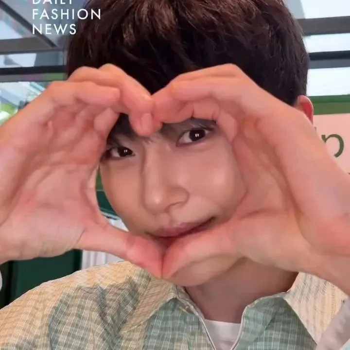 변우석 최근 활동샷