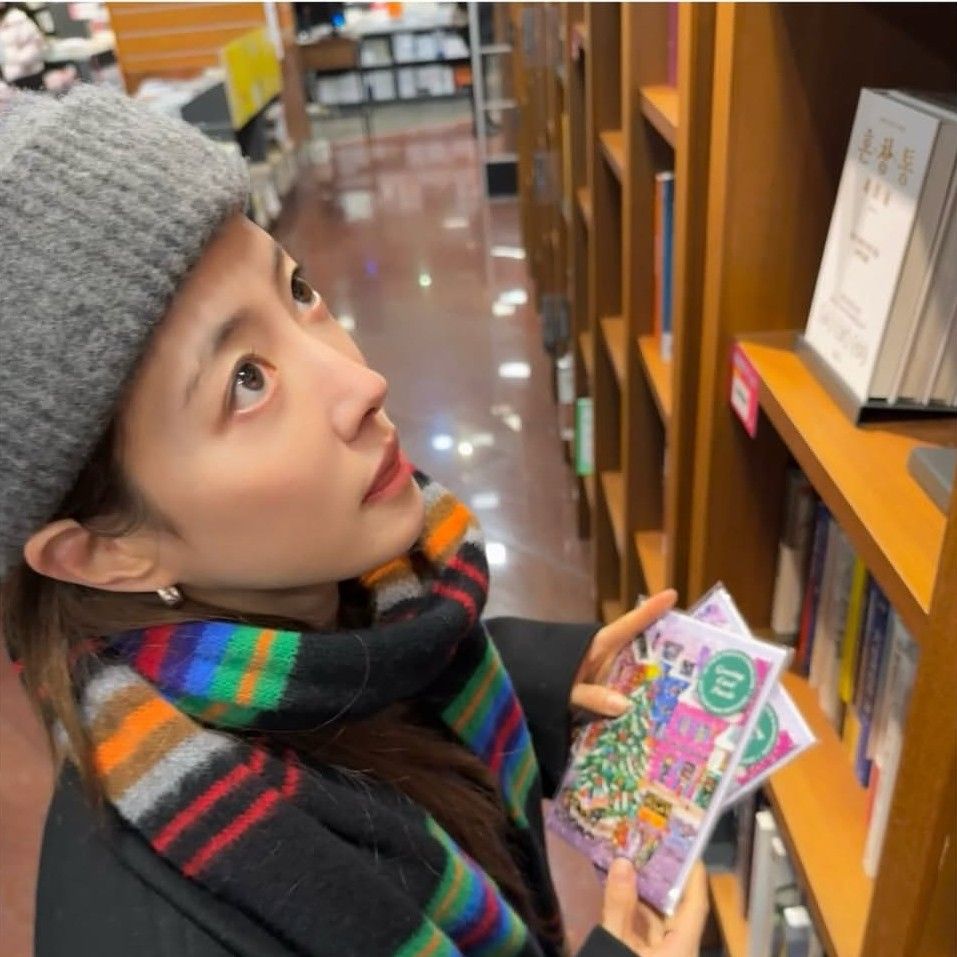 A moment captured by a fan of Lee Seyoung