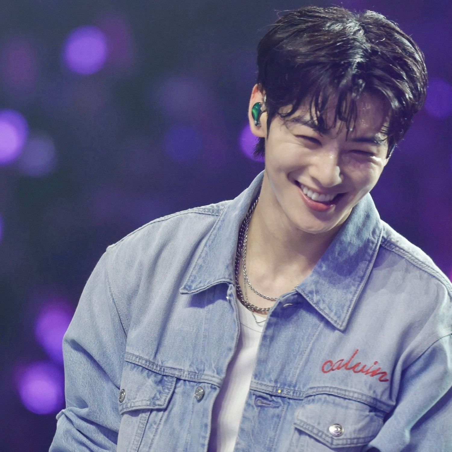 Recent activity shot of Cha Eunwoo