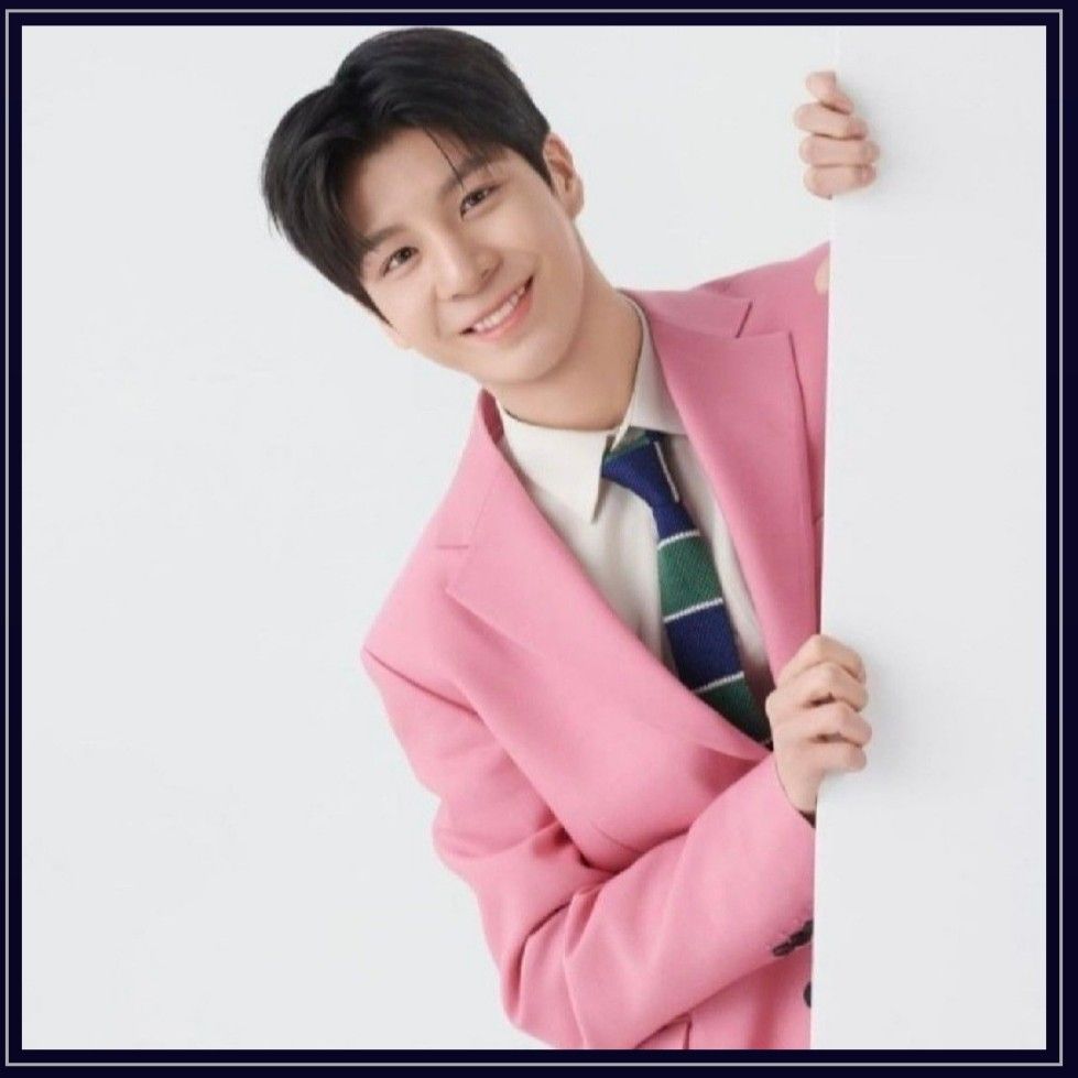 Momen yang diabadikan oleh penggemar Jeong Dongwon