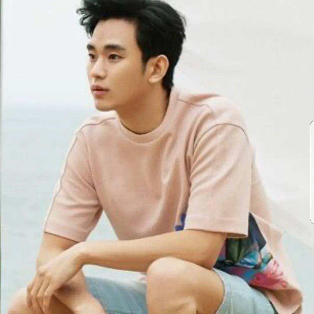 Behind-the-scenes cut of Kim Soohyun