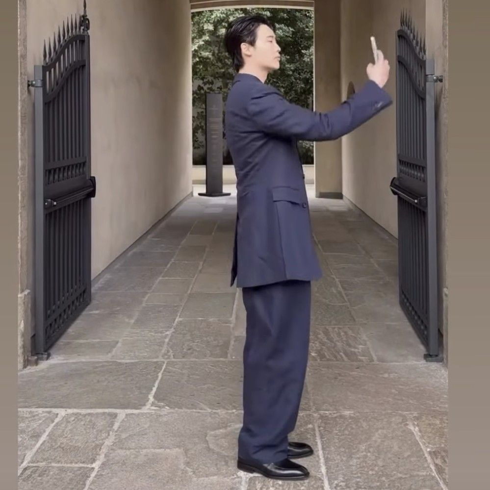 今日最も話題のセレブコミュニティフィード