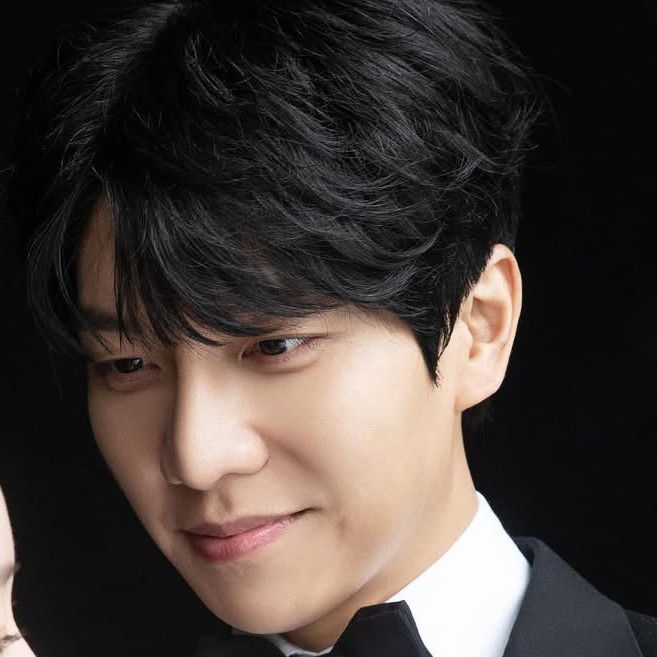 A moment captured by a fan of Lee Seunggi