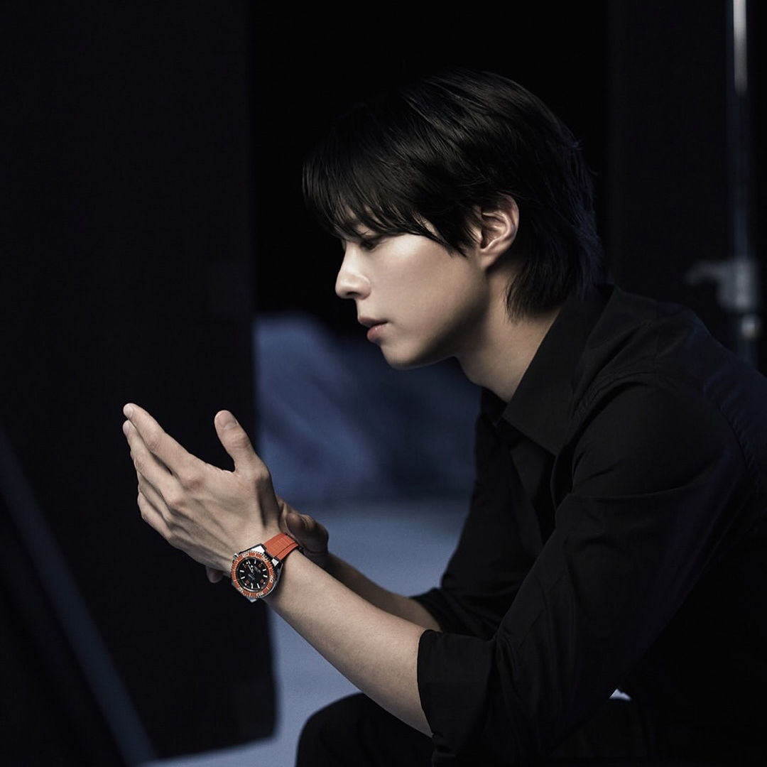 Recent activity shot of Park Bogum