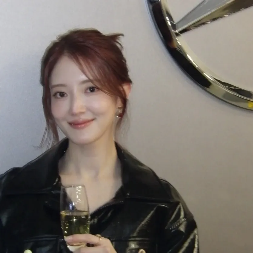Recent activity shot of Lee Seyoung