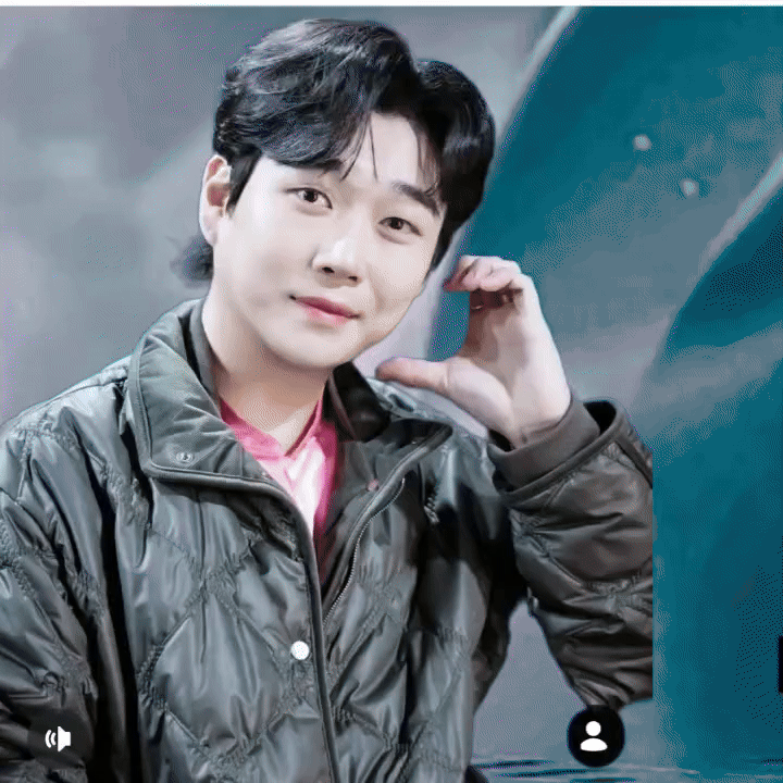 Behind-the-scenes cut of Hwang Youngwoong