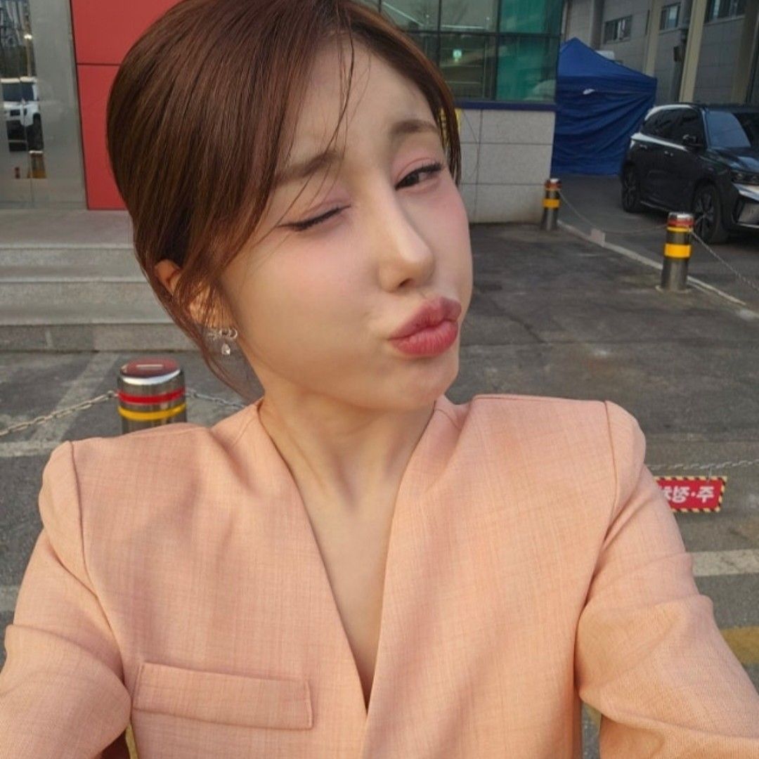 Momen yang diabadikan oleh penggemar Kim Soyou