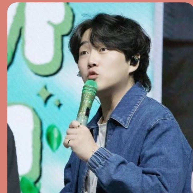 ファン・ヨンウンの最新写真