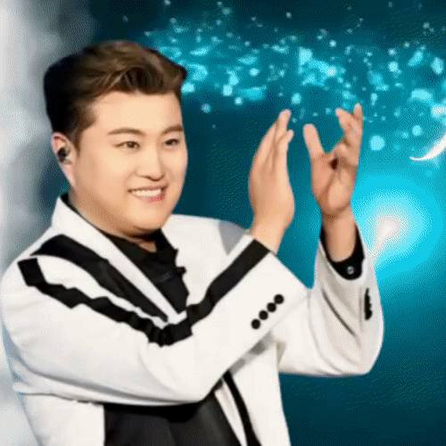 粉丝拍下的金浩中瞬间