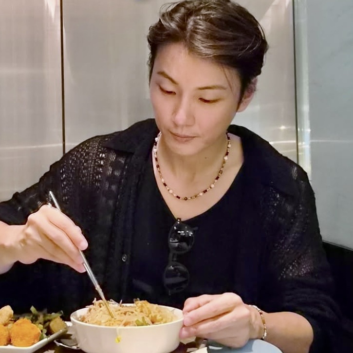 Latest photo of Yoon Shiyoon