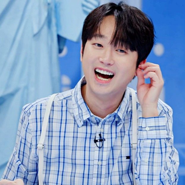 李灿元的近期活动照