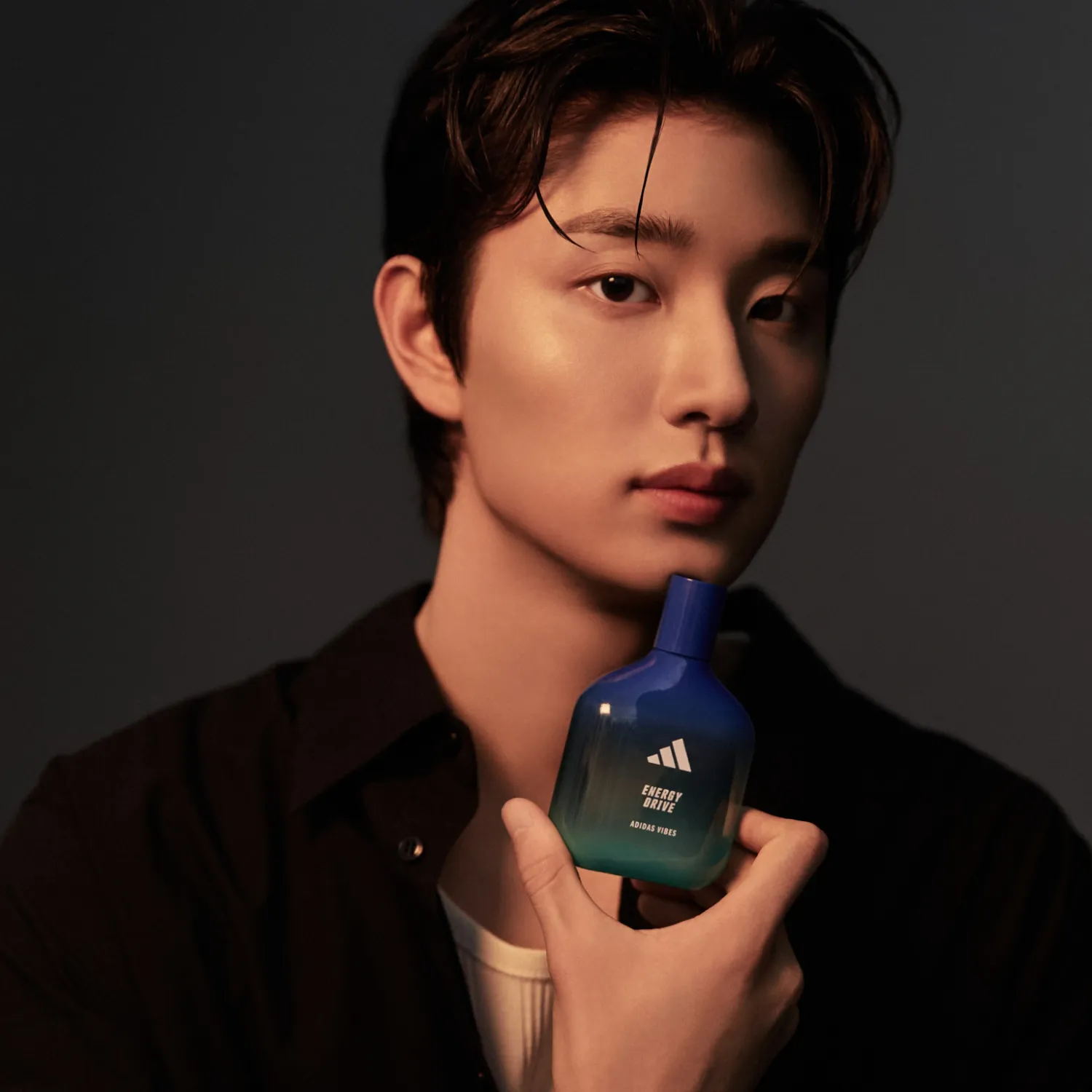 A moment captured by a fan of Kim Jaewon