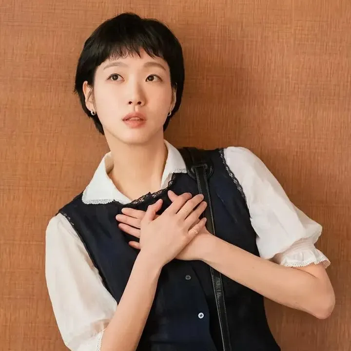 Momen yang diabadikan oleh penggemar Kim Goeun