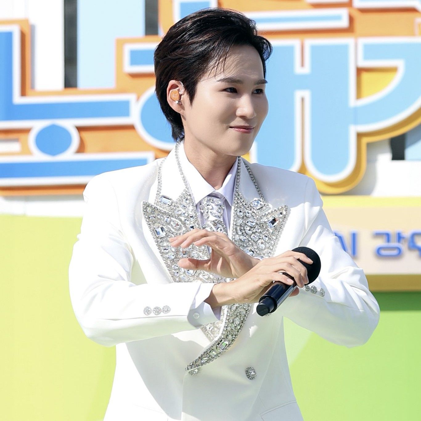 金熙栽的最新照片