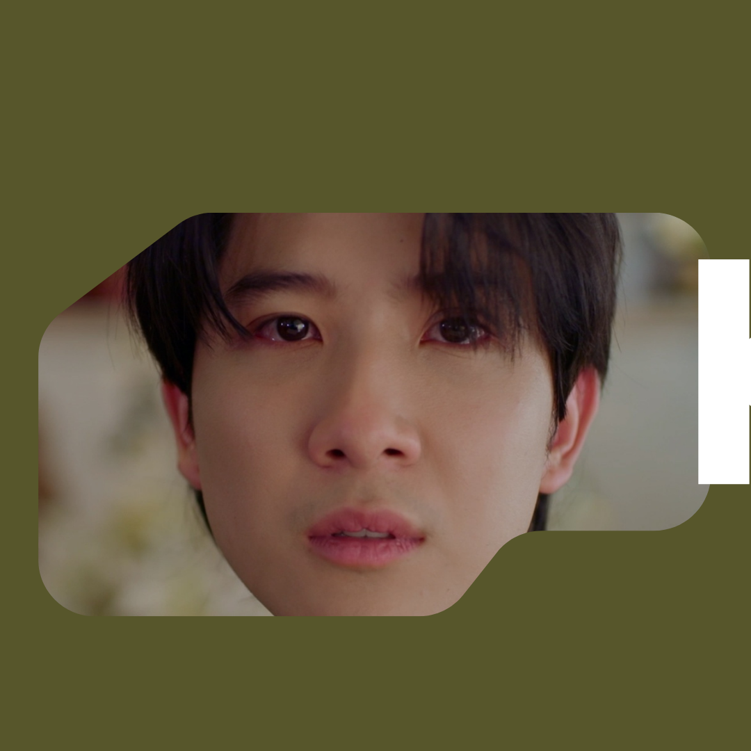 A moment captured by a fan of Khaotung Thanawat Ratanakitpaisan