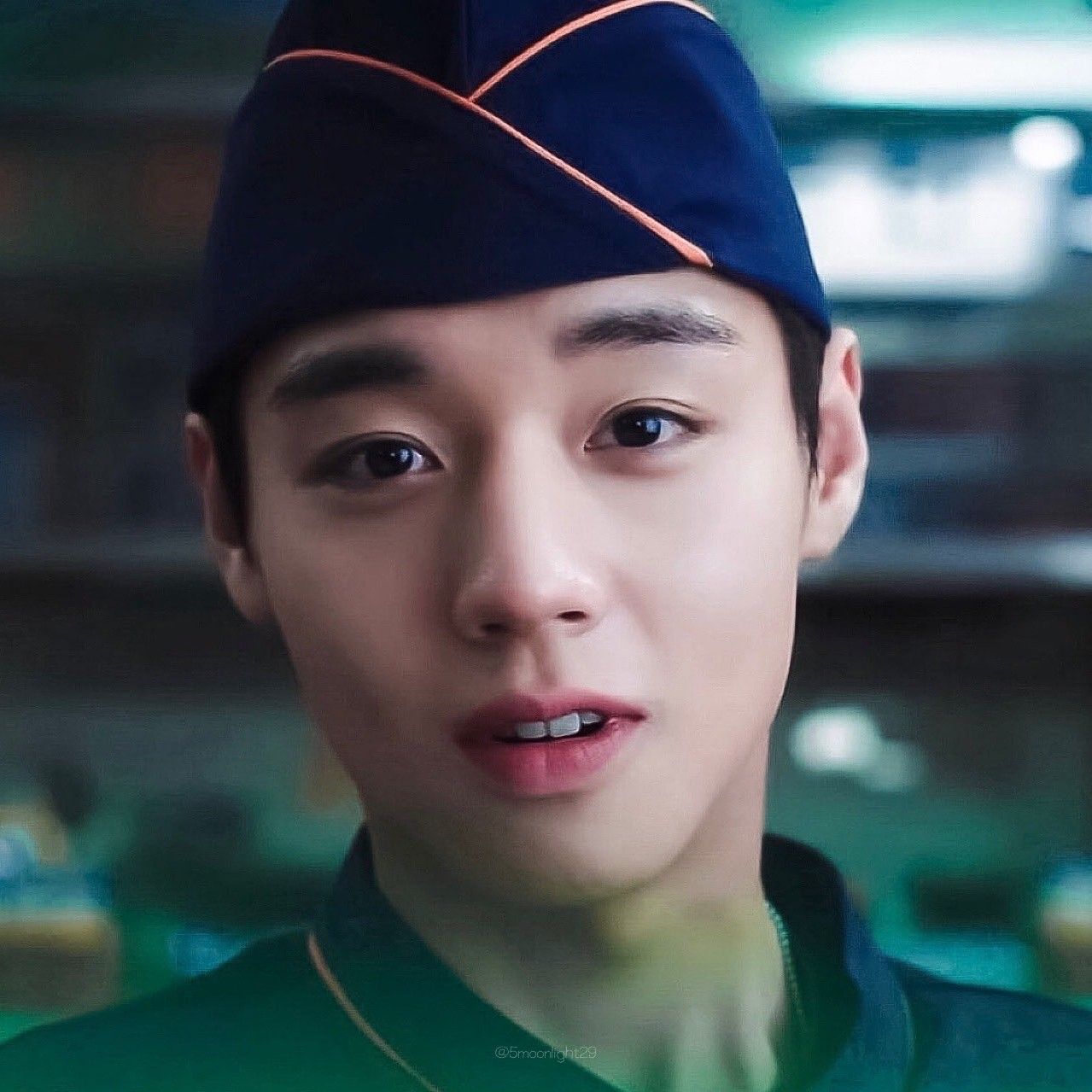 パク・ジフンのビハインドカット