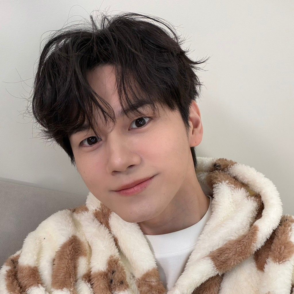 邕圣祐的近期活动照