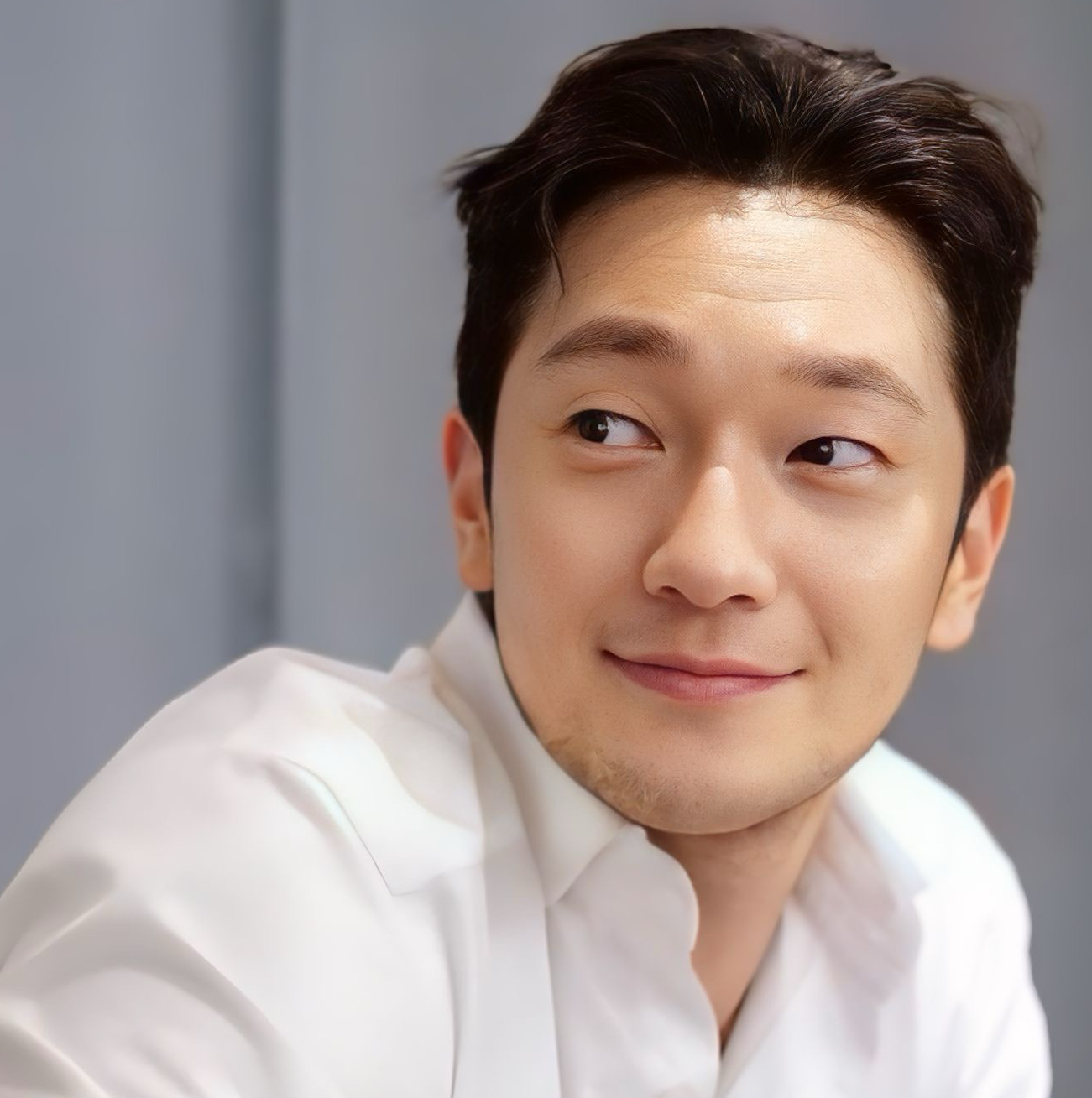 Recent activity shot of Son Seokkoo