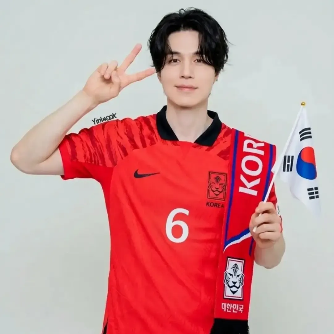 오늘 가장 핫한 셀럽 커뮤니티 피드