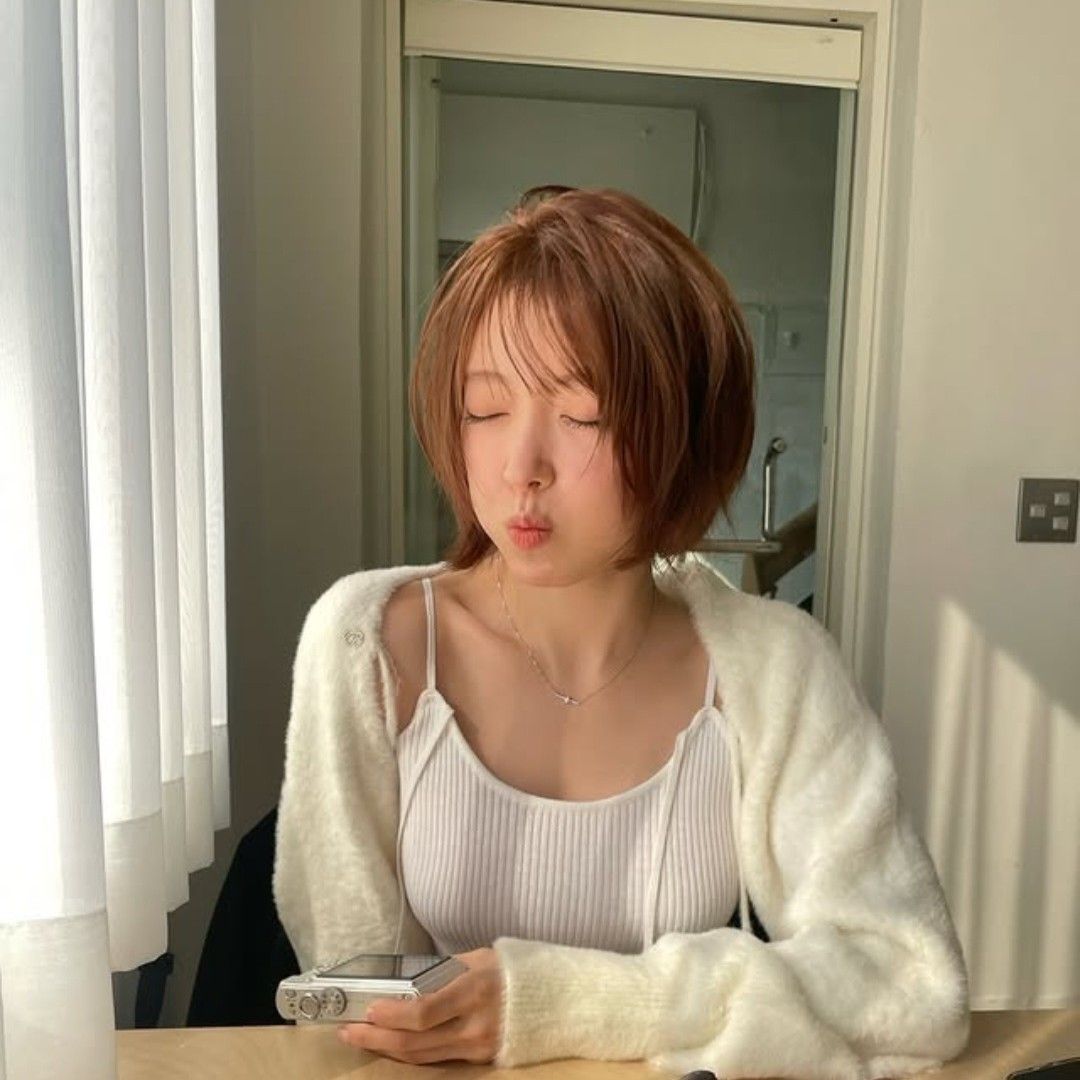 Recent activity shot of Lee Seyoung