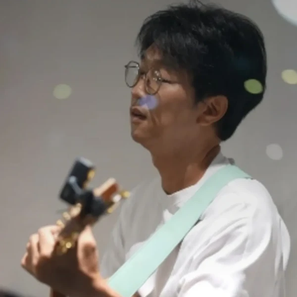 Today’s standout profile photo of Bak Changgeun on Choeaedol Celeb