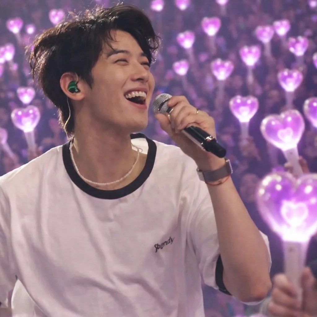 チャ・ウヌの最近の活動ショット