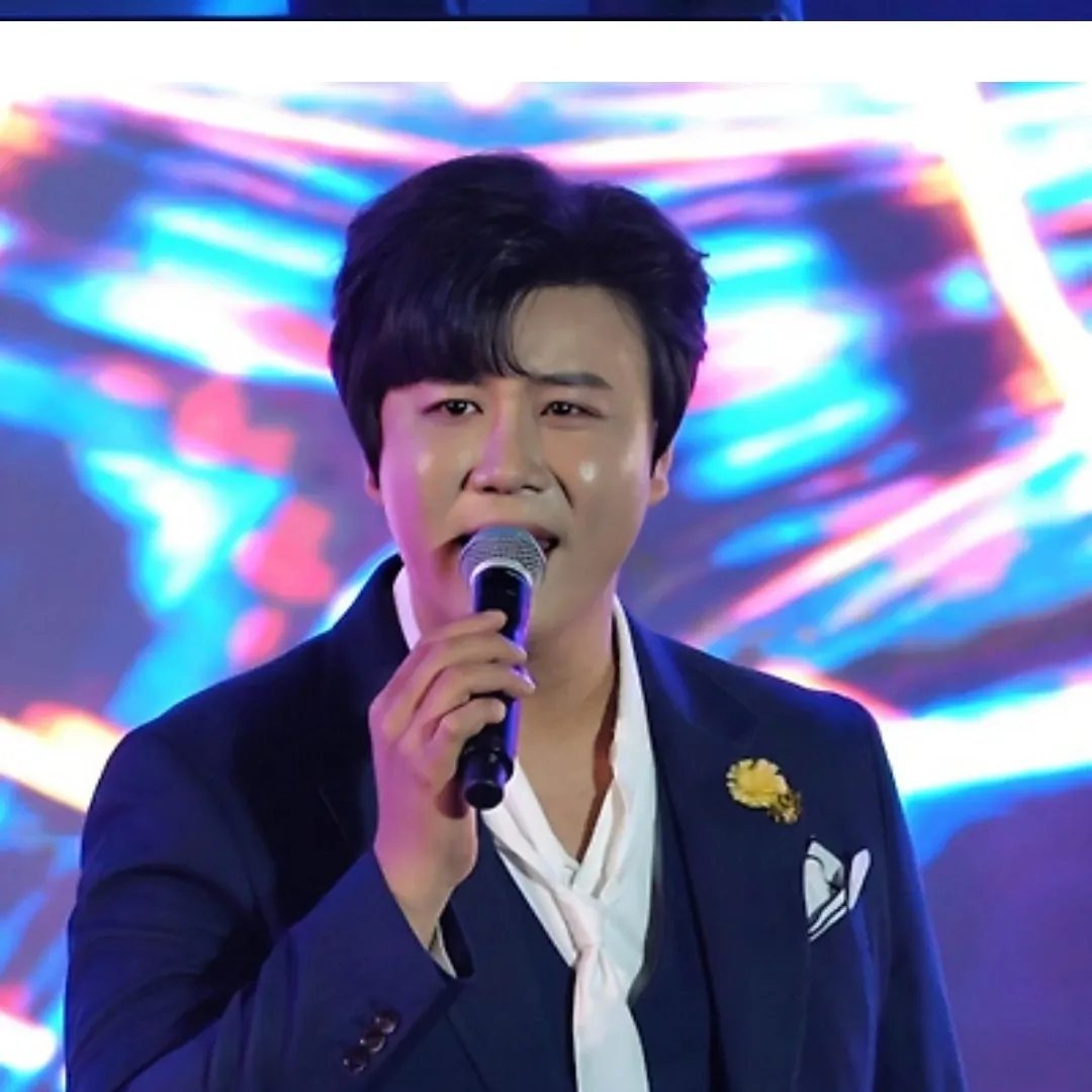 Behind-the-scenes cut of Jin Haesung