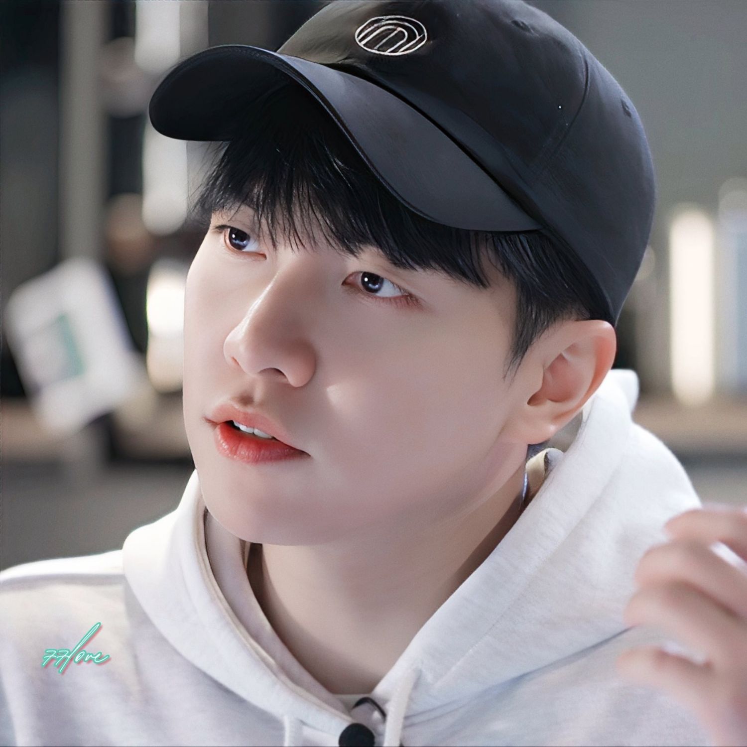 イ・スンギの最近の活動ショット